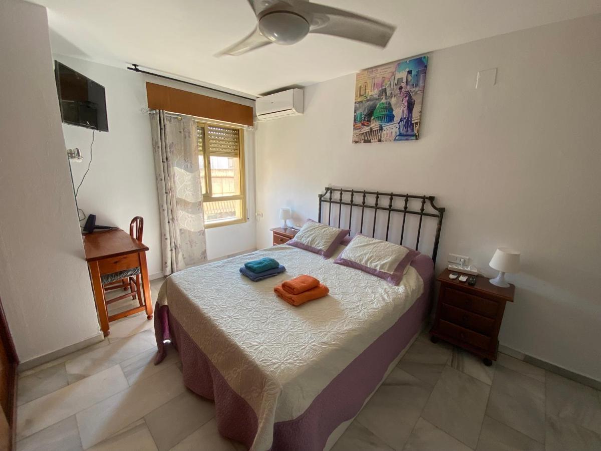 Malaga Centro Habitaciones Privada En Apartamento Compartidos Екстер'єр фото